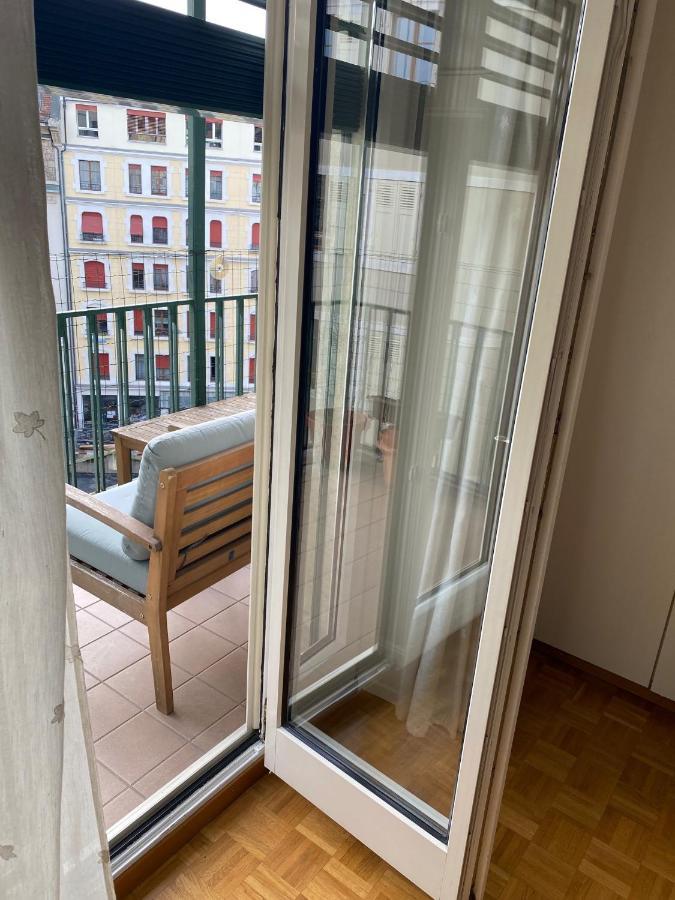 Geneve, Plein Centre,Belle Vue Lac, Splendide Et Grand Appartement Exterior photo